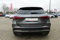 Mercedes-Benz GLA 200 AMG Line 7G-DCT