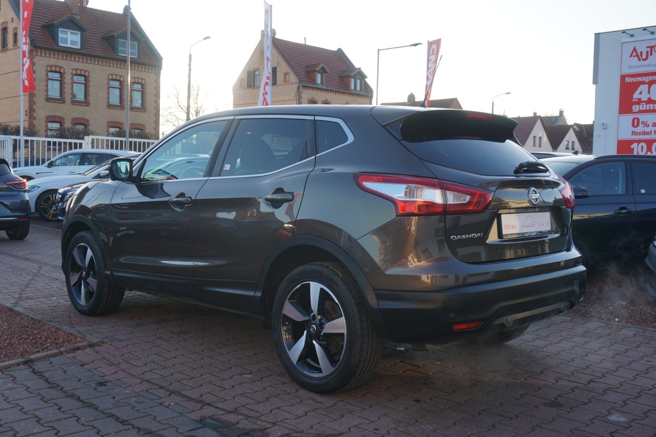 Nissan Qashqai 1.2 N-Connecta