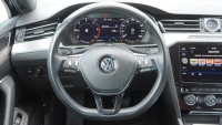 VW Passat Variant 2.0 TDI Highline 4Motion R-Line