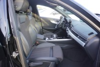 Audi A4 35 TFSI Avant S line