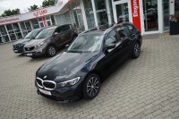 BMW 330 330e Advantage