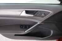 VW Golf VII Variant 1.6 TDI DSG Join