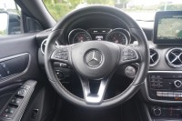 Mercedes-Benz CLA 180 AMG Line