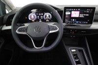 VW Golf VIII Variant 1.5eTSI DSG
