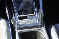 VW Golf VIII Variant 1.5 eTSI R-Line