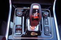 Jaguar XE 2.0 R-Dynamic Black