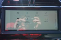 Jaguar XE 2.0 R-Dynamic Black