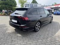 VW Golf VIII Variant 2.0 TSI R-Line