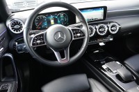 Mercedes-Benz A 140 A220 Night Paket