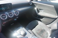 Mercedes-Benz CLA 220 SB AMG Line