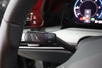 VW Golf VIII Variant 2.0 TDI DSG Life