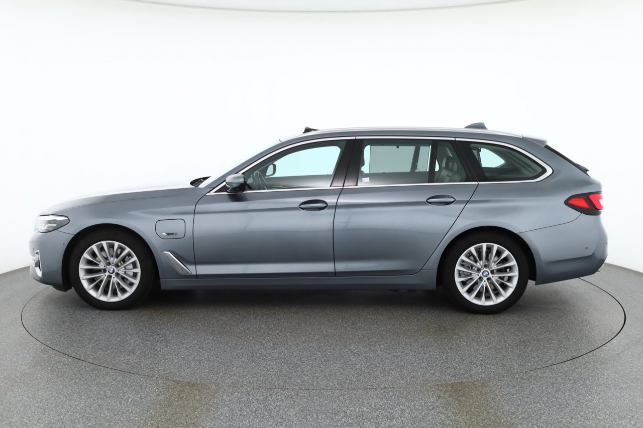 BMW 530 e Touring Luxury Line