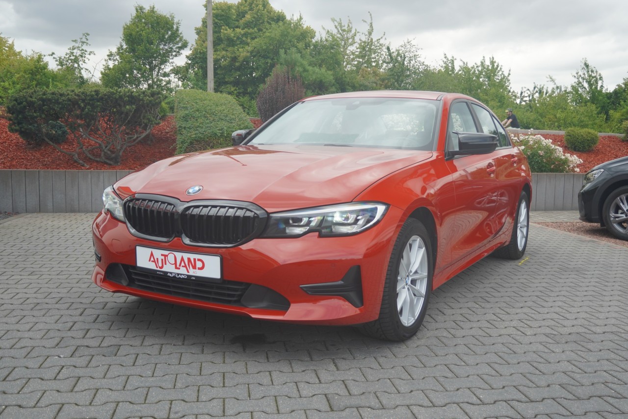 BMW 320 i xDrive Advantage