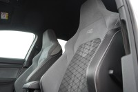 VW Golf VIII Variant 2.0 TDI R-Line