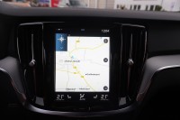 Volvo V60 B4 R-Design