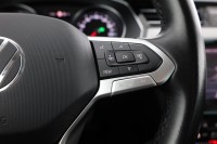 VW Passat Variant 1.5 TSI DSG Business