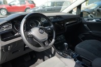 VW Touran 1.5 TSI DSG R-line