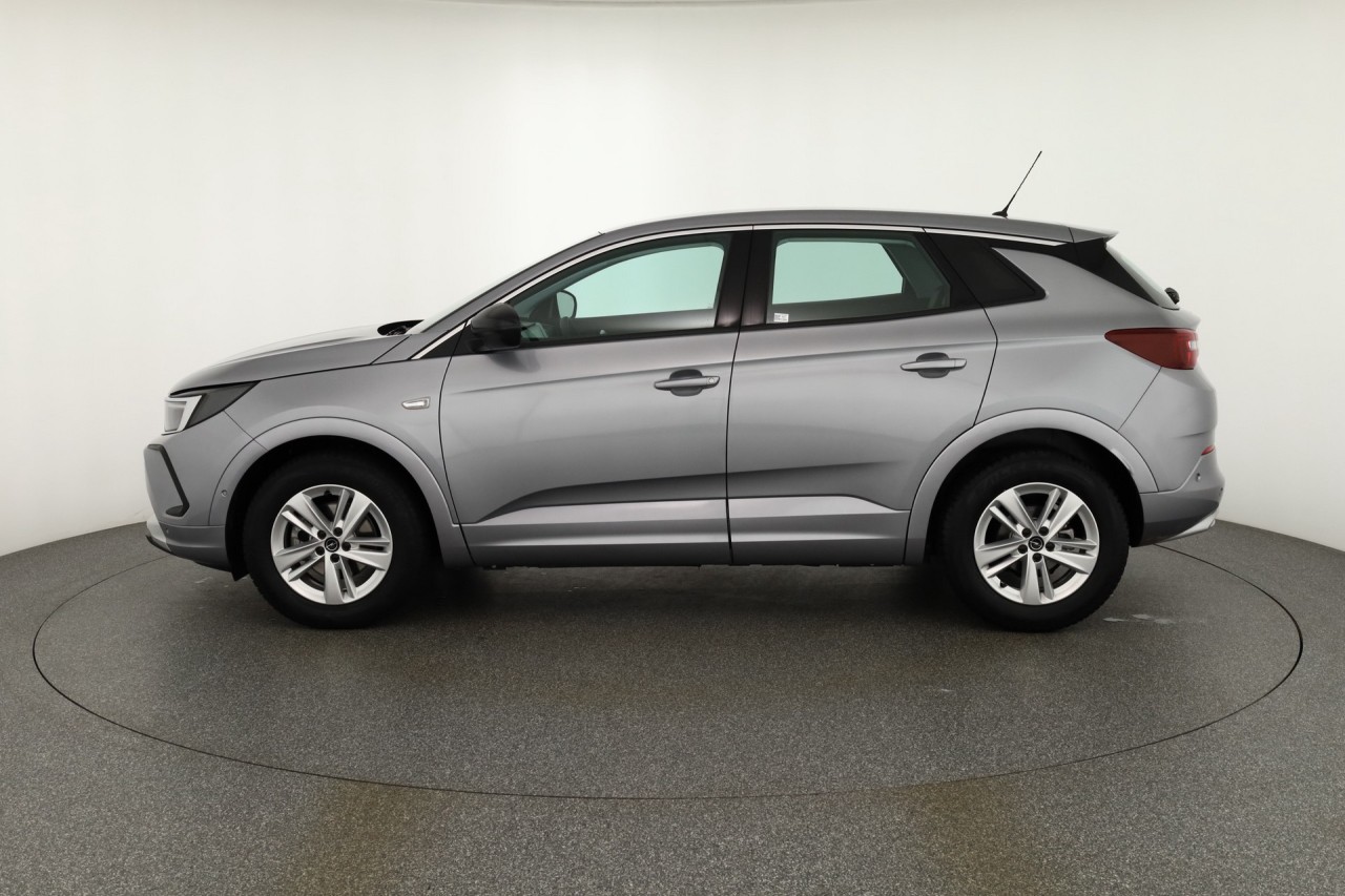 Opel Grandland 1.2 Turbo Enjoy