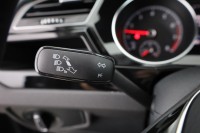 VW Touran 1.5 TSI DSG R-Line