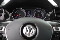 VW Golf VII Variant 1.6 TDI DSG IQ.DRIVE