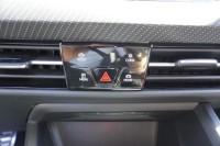 VW Golf VIII Variant eTSI DSG R-Line