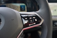 VW Golf VIII Variant R-Line eTSI