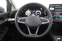VW Golf VIII Variant 1.5 eTSI DSG Life