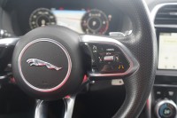 Jaguar XE D180 R-Dynamic HSE