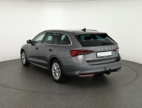 Skoda Octavia Combi 1.5 eTSI DSG