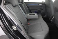 VW Golf VIII Variant 1.5 eTSI DSG Life