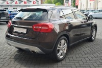 Mercedes-Benz GLA 200 Standard