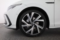 VW Golf VIII Variant 1.5 eTSI R-Line