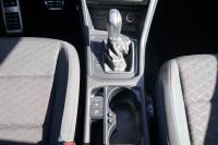 VW Touran 1.5 TSI DSG IQ.DRIVE