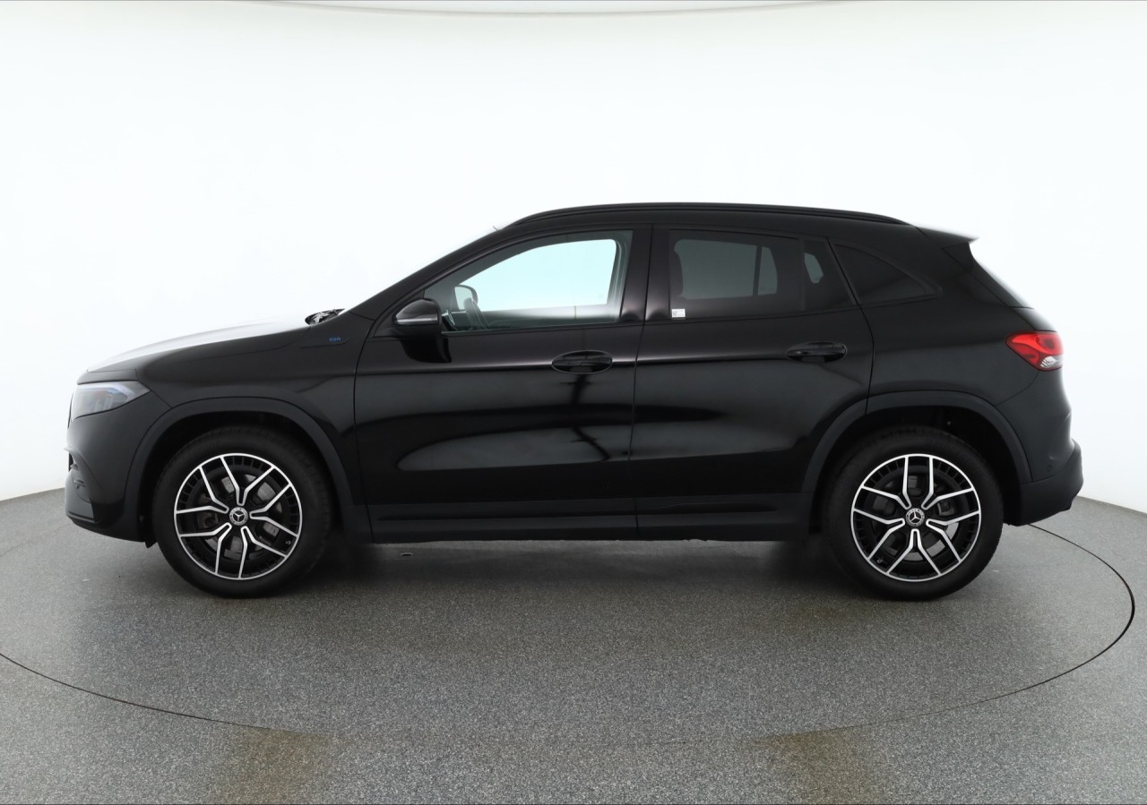 Mercedes-Benz EQA 250 AMG Line