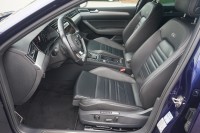 VW Passat Variant 2.0 TSI DSG R-Line 4Motion