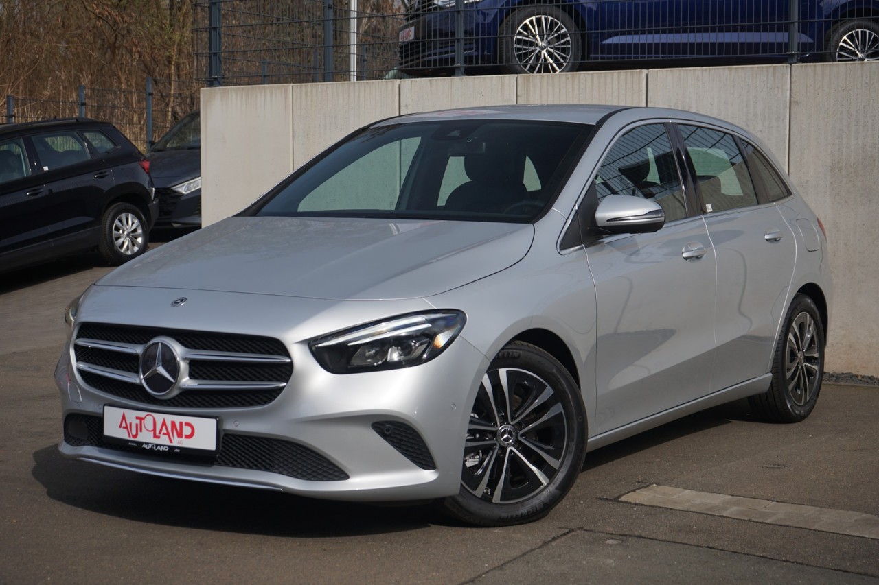 Mercedes-Benz B 220 B220 4Matic