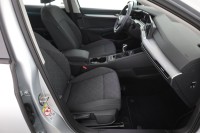 VW Golf VIII Variant 1.0 TSI Life