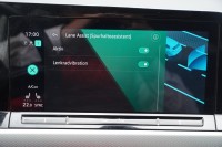 VW Golf VIII Variant 1.0 eTSI DSG