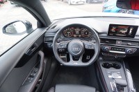 Audi A4 Avant 40 2.0 TFSI S-Line