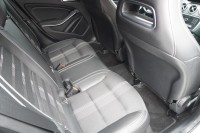 Mercedes-Benz GLA 180 7G-DCT Urban