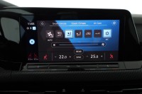 VW Golf VIII Variant 2.0 TSI R 4Motion