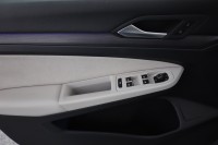 VW Golf VIII Variant 2.0 TSI DSG Style
