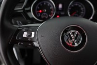VW Touran 1.5 TSI R-Line