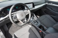 VW Golf VIII Variant 1.5 eTSI DSG