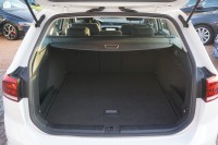 VW Passat Variant 1.5 TSI R-Line