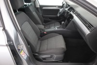 VW Passat Variant 1.5 TSI DSG Business