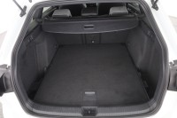 VW Golf VIII Variant 1.5 TSI R-Line