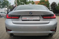 BMW 320 i Advantage
