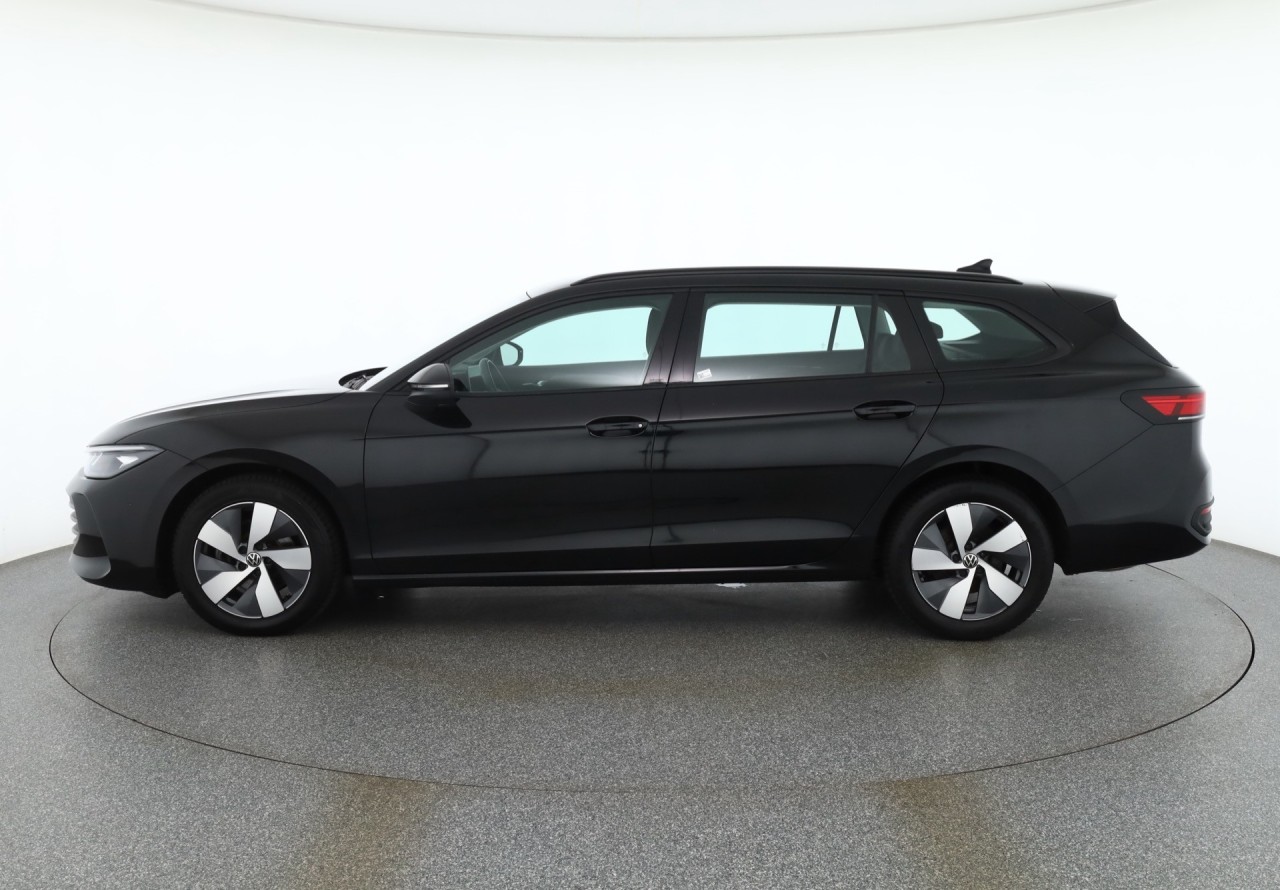VW Passat Variant 1.5 eTSI DSG
