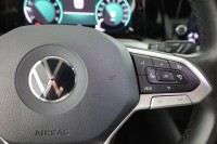 VW Golf VIII Variant 1.0 TSI Life